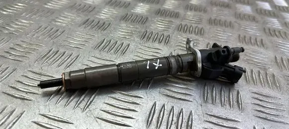 Volvo XC60 Fuel injector 31303238 0445116046