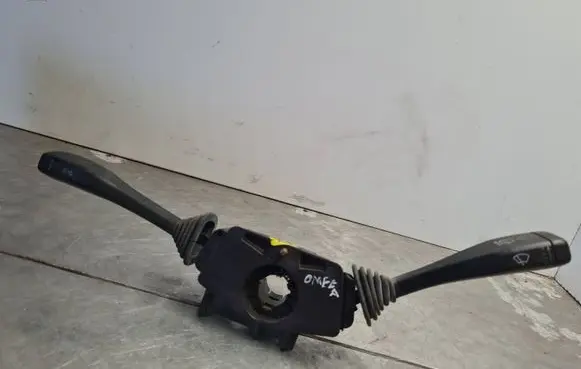 Opel Vectra B Indicator stalk 90306520