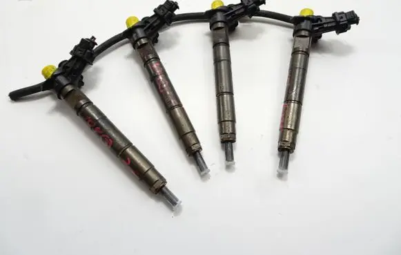 Chrysler Grand Voyager V Fuel injector 0445115067 15062058F 071008