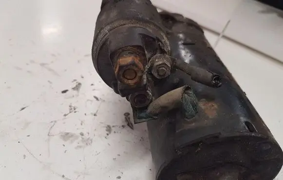 BMW 1 E81 E87 Starter motor 0001139016 1241782370001