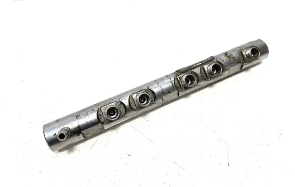 BMW 3 E90 E91 Fuel main line pipe 780912802 7809128 0445214183