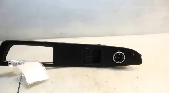 Hyundai i20 (GB IB) Electric window control switch