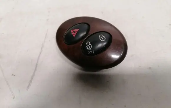 Saab 9-5 Hazard light switch