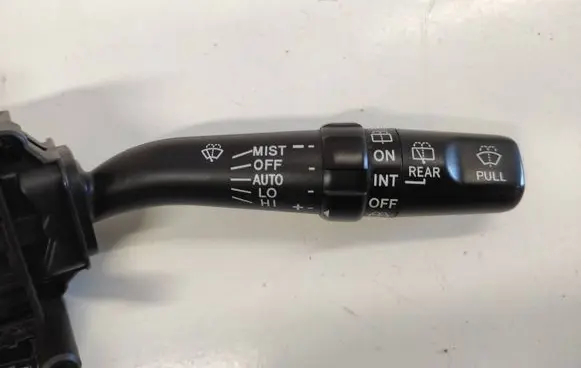 Toyota Avensis T250 Wiper control stalk 173654 173821 8465205170
