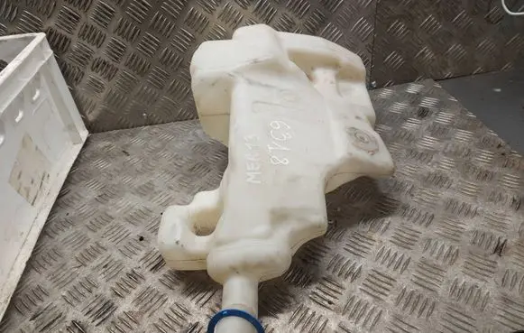 Mercedes-Benz R W251 Lamp washer fluid tank A2518690020