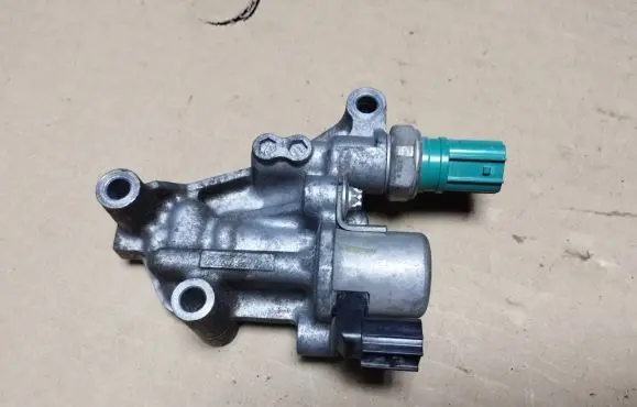Honda Accord Camshaft vanos timing valve 