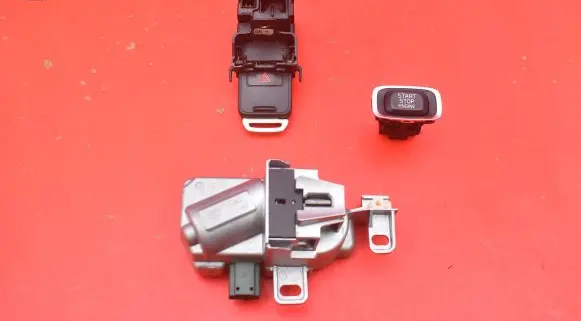 Volvo V60 Ignition lock 28227917