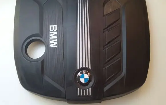 BMW 5 F10 F11 Engine cover (trim) 7802847