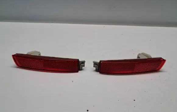 Nissan Juke I F15 Rear tail light reflector 250-52461