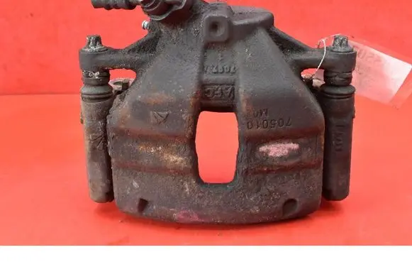 Peugeot 308 Front brake caliper 