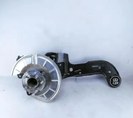 Rear wheel hub