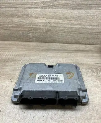 Audi A4 S4 B5 8D Engine control unit/module 038906018FD 0281001966