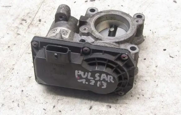 Nissan Pulsar Throttle body valve 161206038R