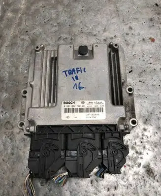 Renault Trafic III (X82) Engine control unit/module 237103984RBILI 237103984R