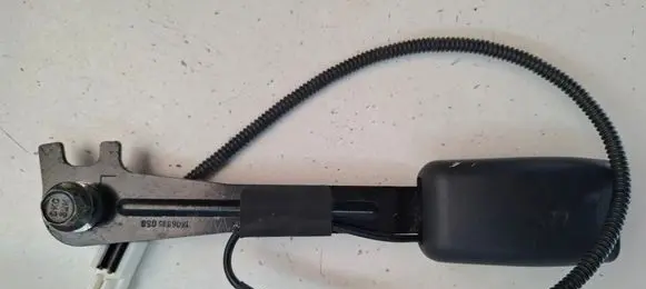 KIA Sportage Front seatbelt buckle 1K06885056