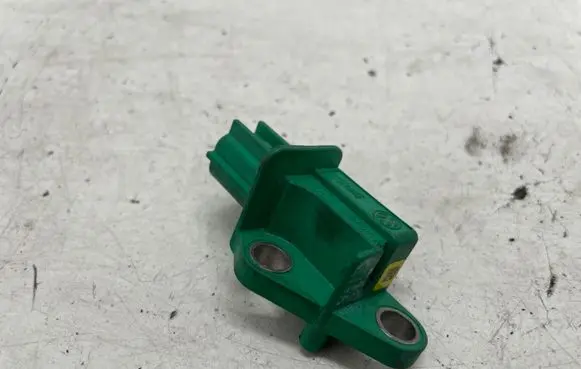 Audi Q7 4L Airbag deployment crash/impact sensor 1K0909606C