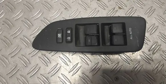 Toyota Auris 150 Electric window control switch 7423202550