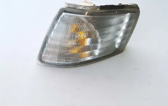 Nissan Primera Front indicator light