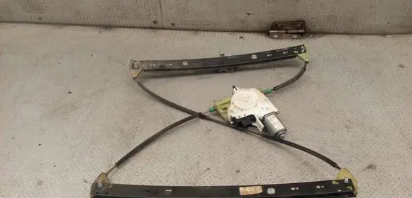 Audi Q7 4L Rear door window regulator with motor 4L0839462A