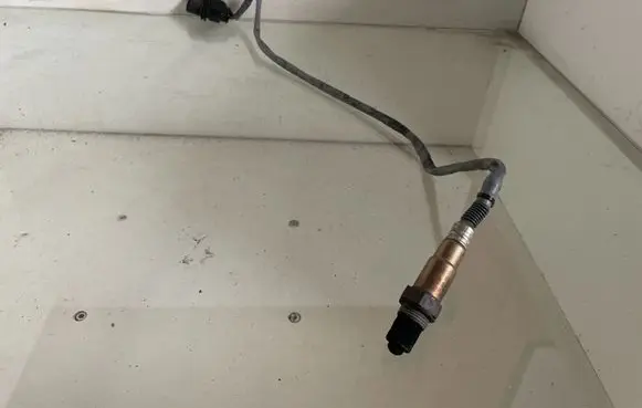 Volkswagen Touran II Lambda probe sensor 1K0998262 0281004148