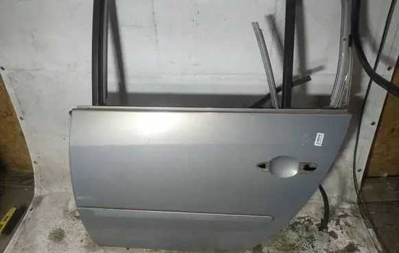 Renault Espace - Grand espace IV Rear door pilkos