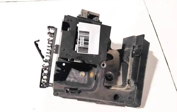 Skoda Octavia Mk2 (1Z) Fuse box set 1k0937540