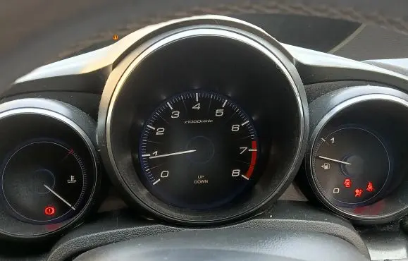 Honda Civic IX Speedometer (instrument cluster) HR0407463 78200 F213