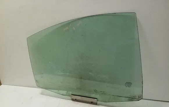 Volvo S60 Rear door window glass