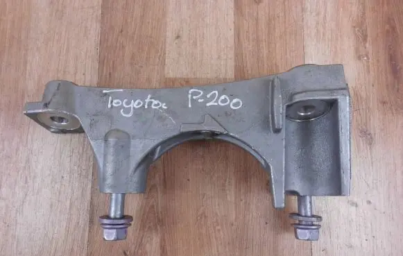 Toyota RAV 4 (XA50) Engine mount bracket 1234125010