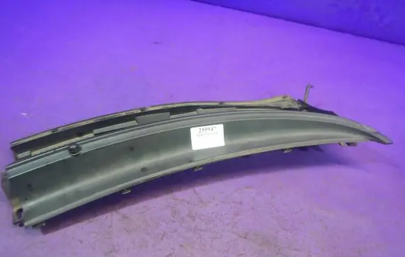 Citroen C1 Wiper trim MP5721