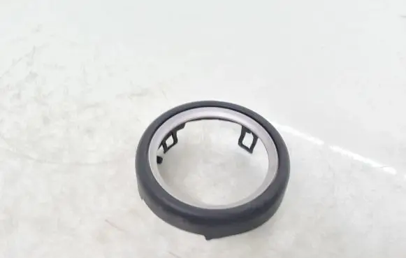 Mini One - Cooper Coupe R56 Front door interior handle trim M09631