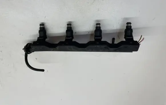 BMW 3 E30 Fuel main line pipe 1734355
