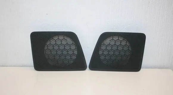 Side speaker trim/cover