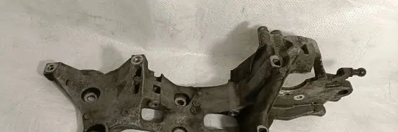 Skoda Octavia Mk3 (5E) Generator/alternator bracket 04L903143B