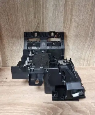 BMW 5 G30 G31 Fuse module 6802944