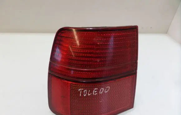 Seat Toledo I (1L) Rear/tail lights 6R0142795 63251