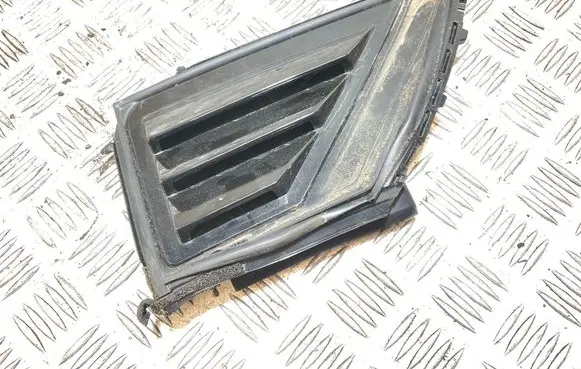 Toyota C-HR I Rear vent window glass 68188F4010 43R00101