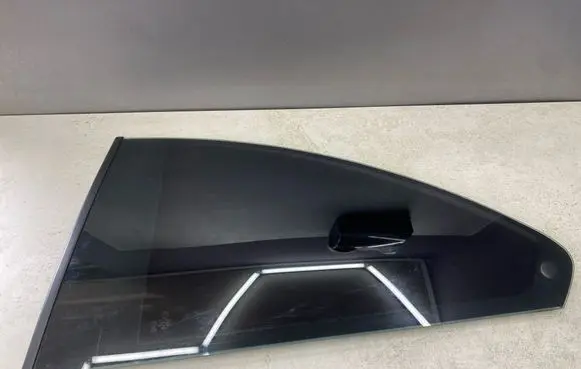 BMW 3 E46 Rear side window E000254 DT24AS2M25 43R00049