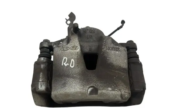 Hyundai Tucson TL Front brake caliper 8172F