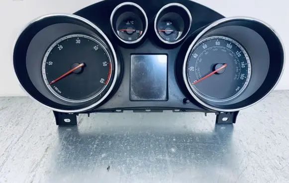 Opel Insignia A Speedometer (instrument cluster) 12844140