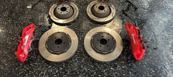 Dodge Challenger Brake discs and calipers set 