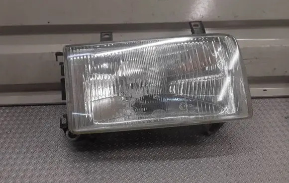 Volkswagen Transporter - Caravelle T4 Headlight/headlamp 