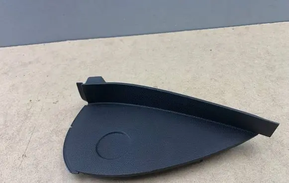 BMW 1 E81 E87 Dashboard side end trim 9124922 51459124926 9124926