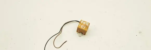 Subaru Forester SF Hazard warning light relay 