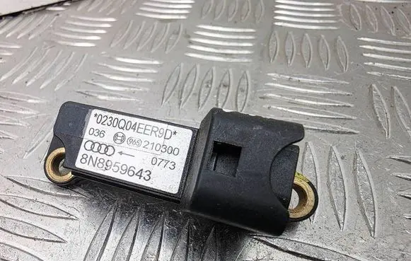 Audi TT Mk1 Airbag deployment crash/impact sensor 8N8959643