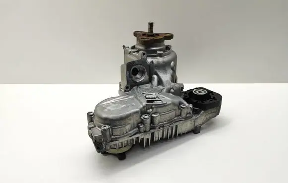 BMW 5 F10 F11 Gearbox transfer box case ATC35L 7639262 7643756