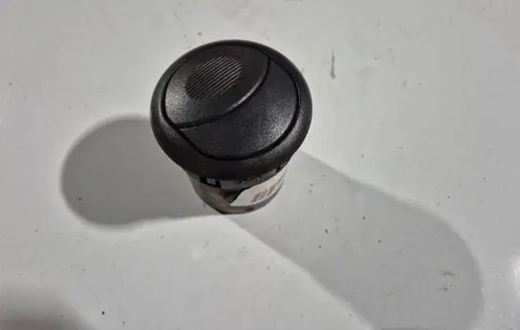 Fiat Doblo Dash center air vent grill