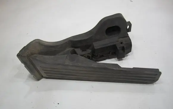 Audi A3 S3 8P Accelerator throttle pedal 1K1721503F 6PV00860000 1043203