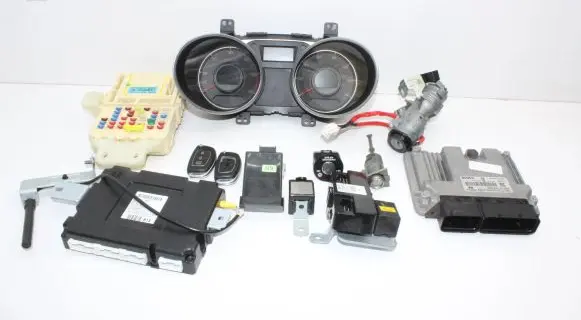Hyundai ix35 Engine ECU kit and lock set 391032F950 0281030304