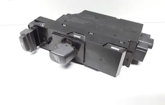 Volvo V70 Electric window control switch 30658117